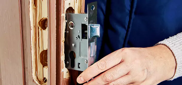 Garage Door Lock Replacement Southfield